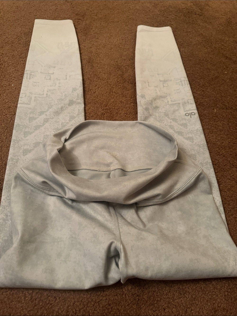 ALO Yoga light gray high-rise leggings